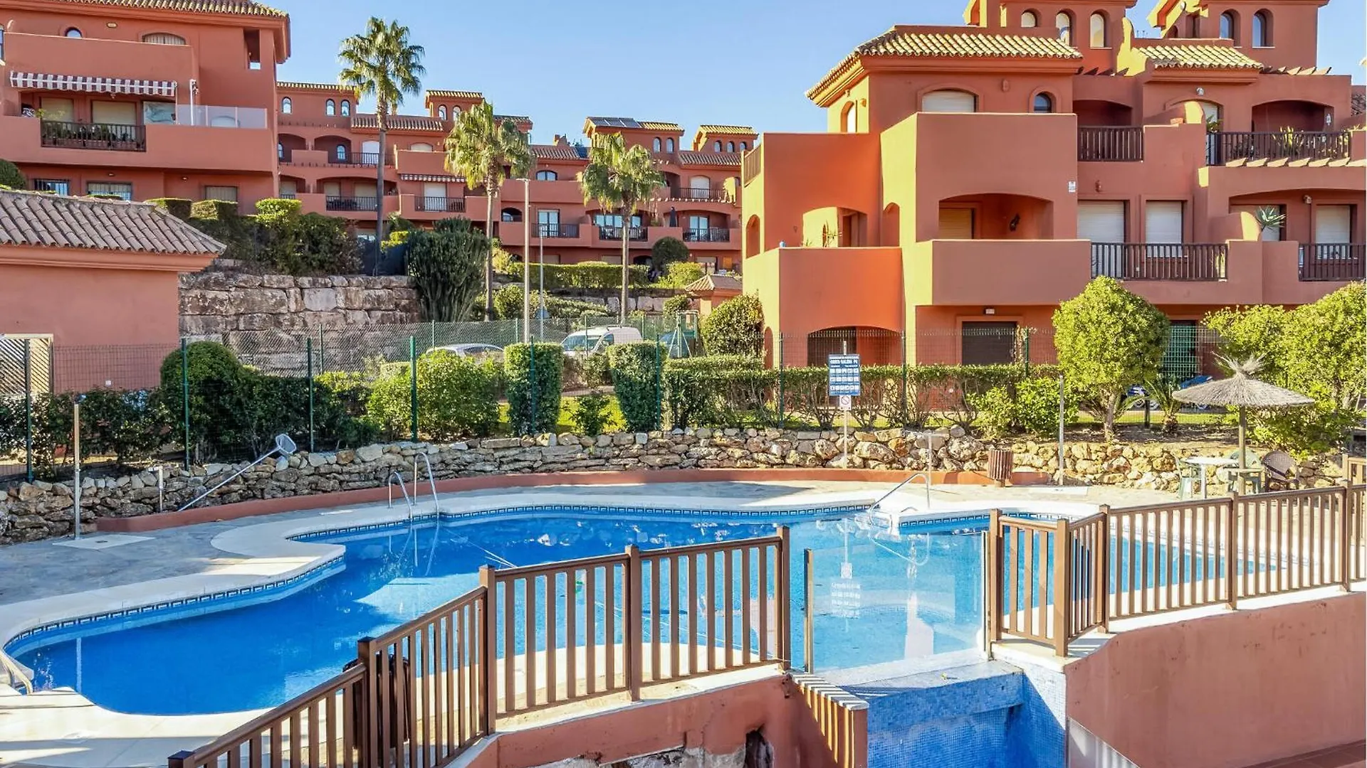 Awesome Apartment In Buenas Noches With Wifi エステポナ
